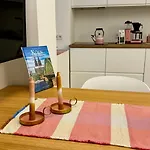 Mitten In Der Koelner - Design Trifft Altbau Apartman *