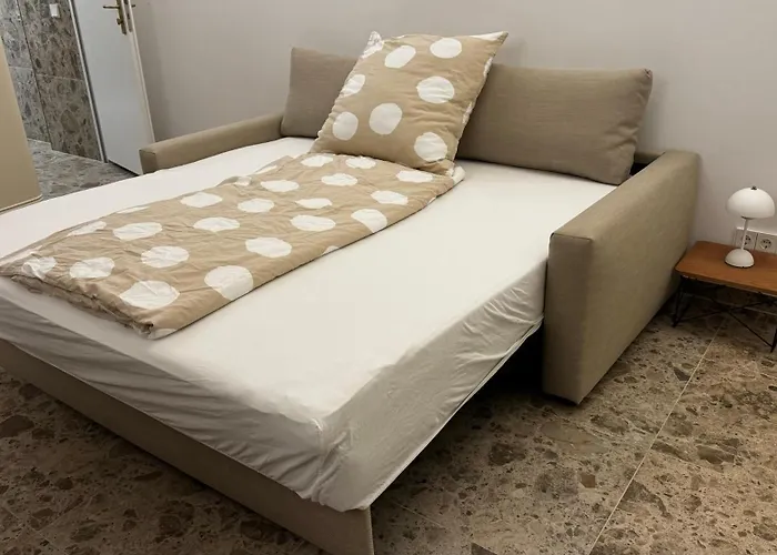 Mitten In Der Koelner - Design Trifft Altbau