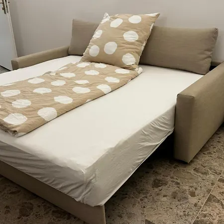 Mitten In Der Koelner - Design Trifft Altbau