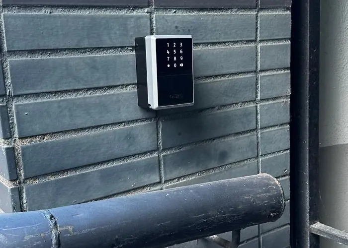 Mitten In Der Koelner - Design Trifft Altbau Lägenhet *