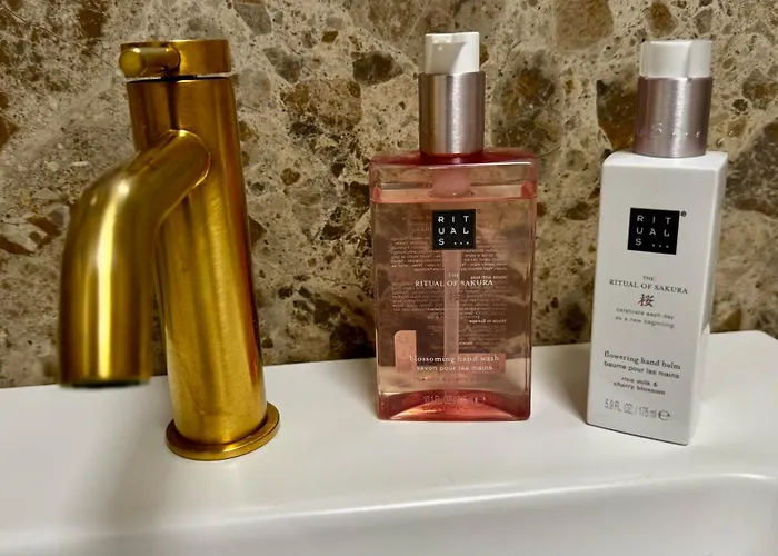 Mitten In Der Koelner - Design Trifft Altbau Cologne