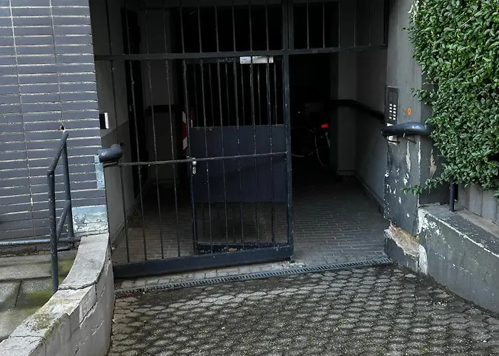 Mitten In Der Koelner - Design Trifft Altbau Apartman Köln