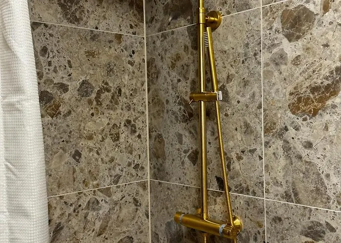 Mitten In Der Koelner - Design Trifft Altbau Apartman